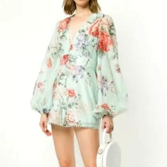 💚 Alice McCall One by One Playsuit 💚 - Picture 8 of 8